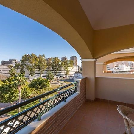 Apartamento Calma Beach Home 托雷莫利诺斯 外观 照片